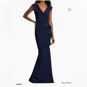 Chiara Boni La Petite Robe trumpet gown